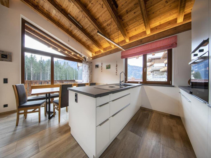 Kitchen 4, Luxury alpine chalet in Neukirchen, Zell am See
