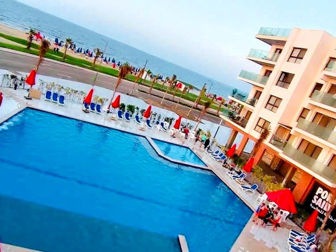 Swimming pool 4, Luxurious Chalet with Sea Views in Port Said Governorate, Al-Manasrah