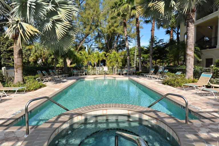 Room 3, Direct Beach Access Beautiful Resort Balcony, Manatee