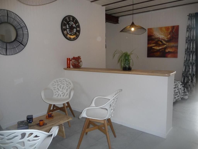 Interior 5, L'Anagramme, chambres et table d'hôtes, naturistes ou non !, Allier