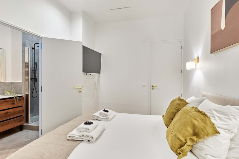 Room 3, Charming AC apartment - Buttes Chaumont Park, Paris
