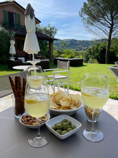 Food & Drinks 4, Villa of the roses Brisighella, Ravenna