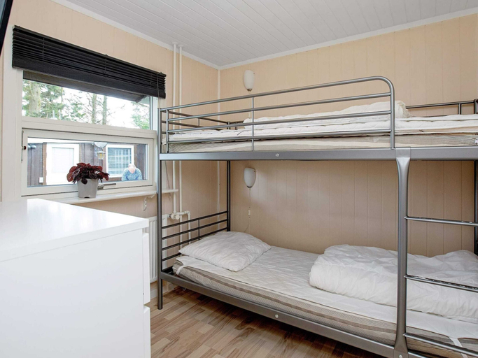 Bedroom 2, 6 Person Holiday Home in Vaeggerlose, Guldborgsund