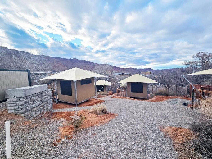 Exterior 3, HTR Moab, Grand
