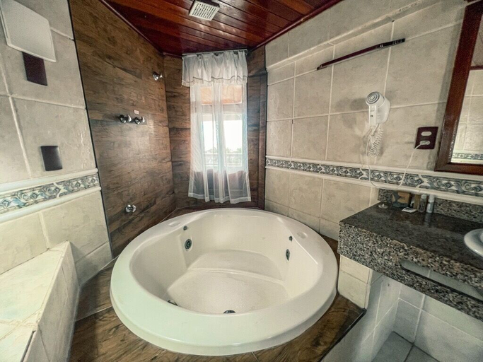 Bathroom 4, Falésia Praia Hotel, Aracati