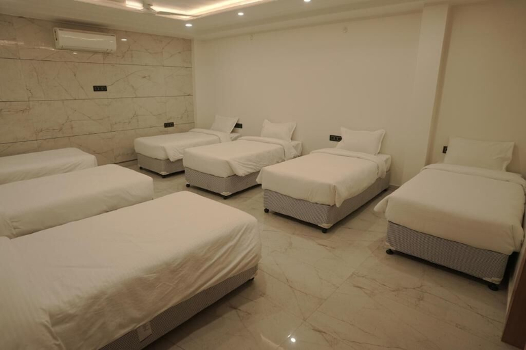 Bedroom 4, Madina Inn, Kaushambi