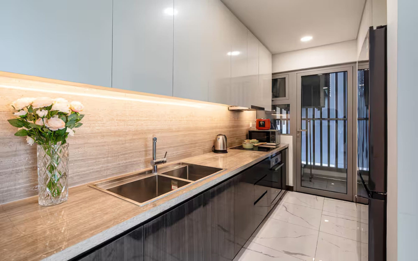 Private kitchen, LaLa Linden Empire Luxury Residence, District 2
