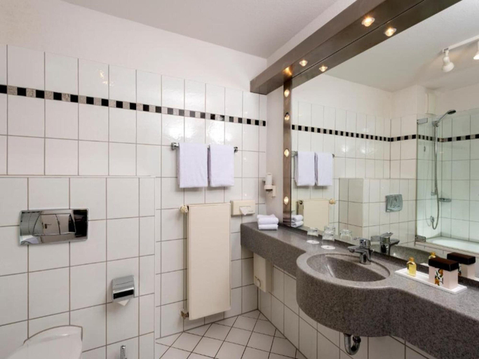 Bathroom 4, Sunday Resort Marina 2-bedroom, Ostprignitz-Ruppin