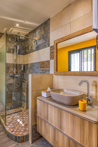 Bathroom, La Villa Soalic, Cilaos