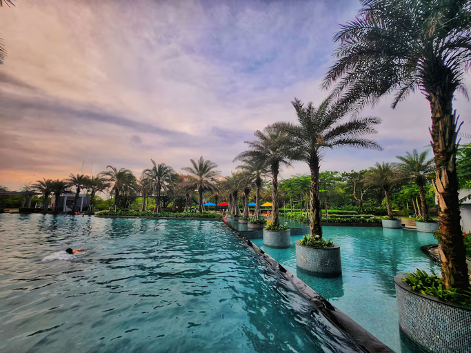 Pool 4, By The Pool By SanLiving - 3BR - PIK, Jakarta Utara