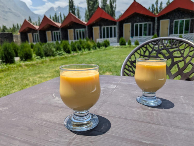 Food & Drinks 4, Comfort Hotel & Huts, Northern Areas