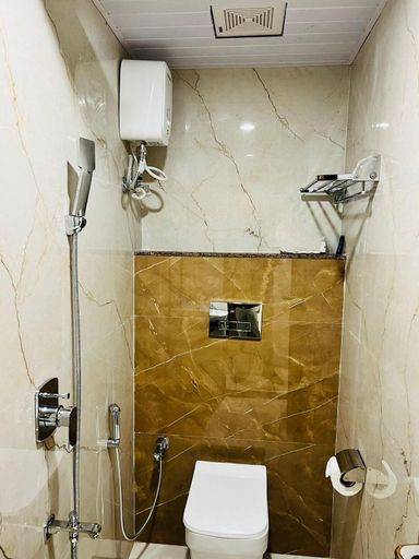 Bathroom 4, The Grand Leela Resort , Raigarh