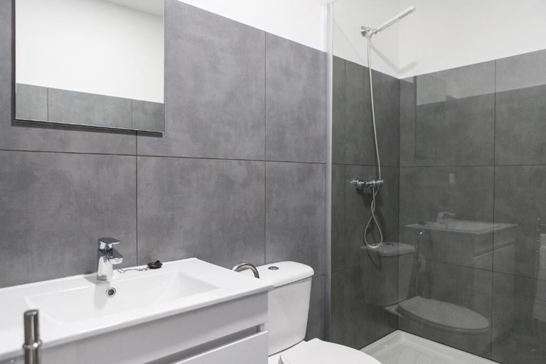 Bathroom, Porto República Suites, Porto