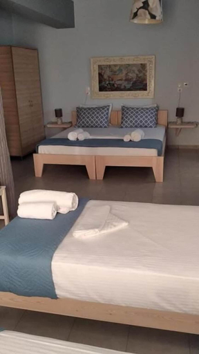 Room 5, mulberry house, Peloponnese