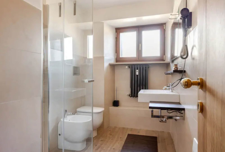 Bathroom 4, Lussuosa Residenza Piazza Brà, Verona
