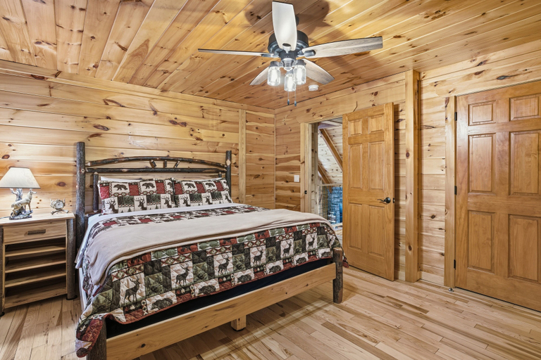 Bedroom 2, Climbing To New Heights 2 Bedroom Cabin, Sevier