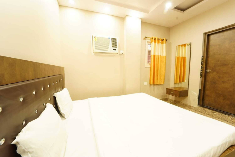 Room 3, Saharsh Banquet Hall And Hotels, Patna
