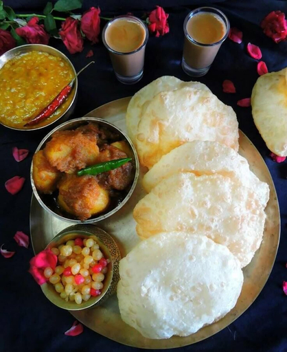Breakfast meal, WORMWOOD SYNERGY LA BELLA, Puri