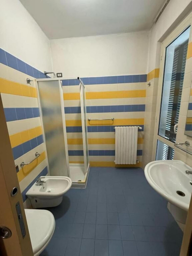 Bathroom 2, HOTELLERIA DI OVADA, Alessandria