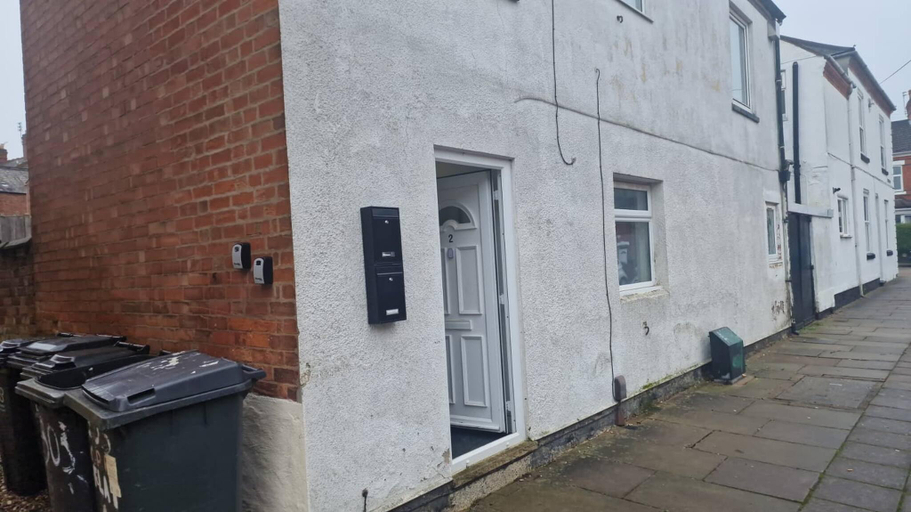 Entrance 3, 1 Bedroom Fully Furnished Apartment, Leicester
