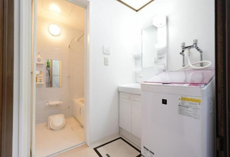 Bathroom, Tenichikaku, Kyoto
