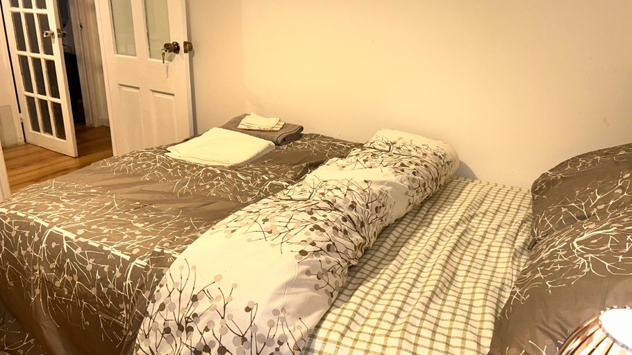 Bedroom 4, Charming 4-Bedroom House Rental in Basildon, UK, Essex