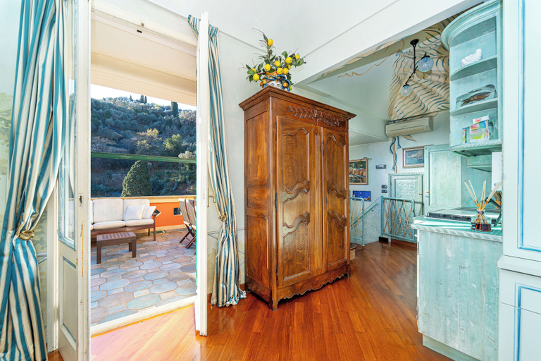 Living area 4, Lovely 2-Bedroom Flat - Sea View Terrace, Genova