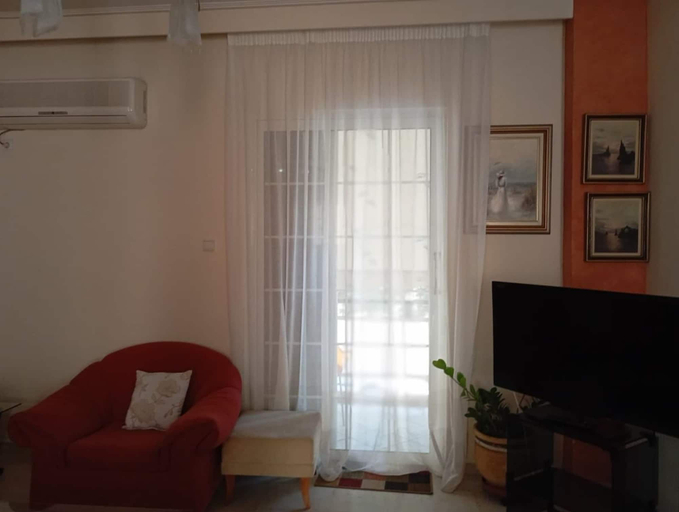 Room 3, Quiet Apartment in Neo Herakleio Athens, Attica