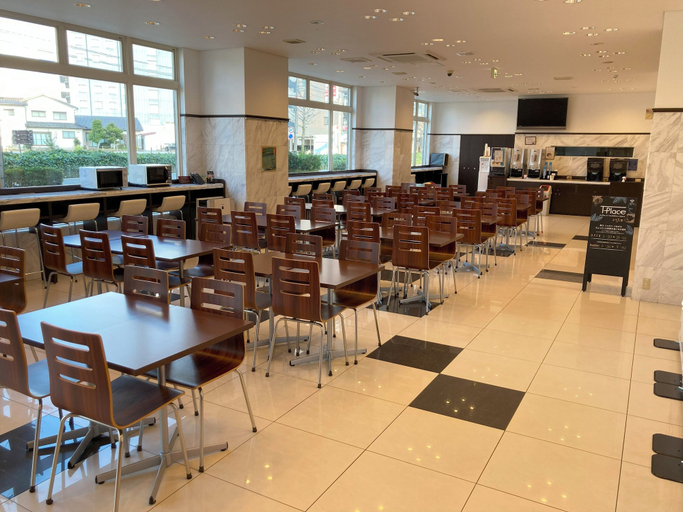 Food & Drinks 5, Toyoko Inn Toyama Station Sinkansen 1, Toyama