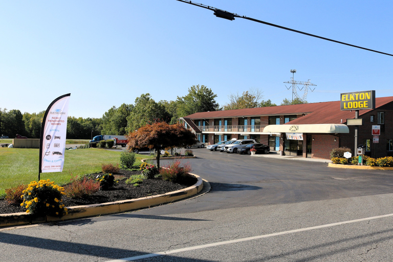 Others 4, Elkton Lodge - Newark - Elkton - University Gateway, Cecil
