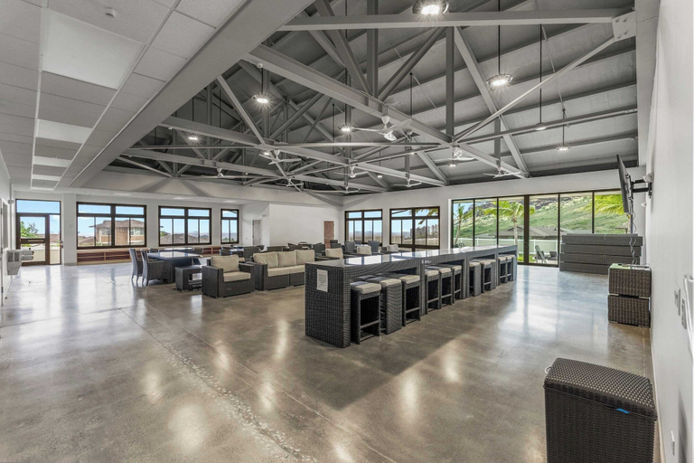 Others 5, Le'ale'a by Avantstay Ocean + Mountain Views!, Honolulu