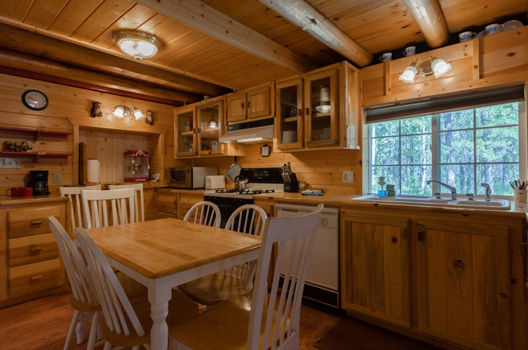 Interior 5, Hooter Hollow, Fremont
