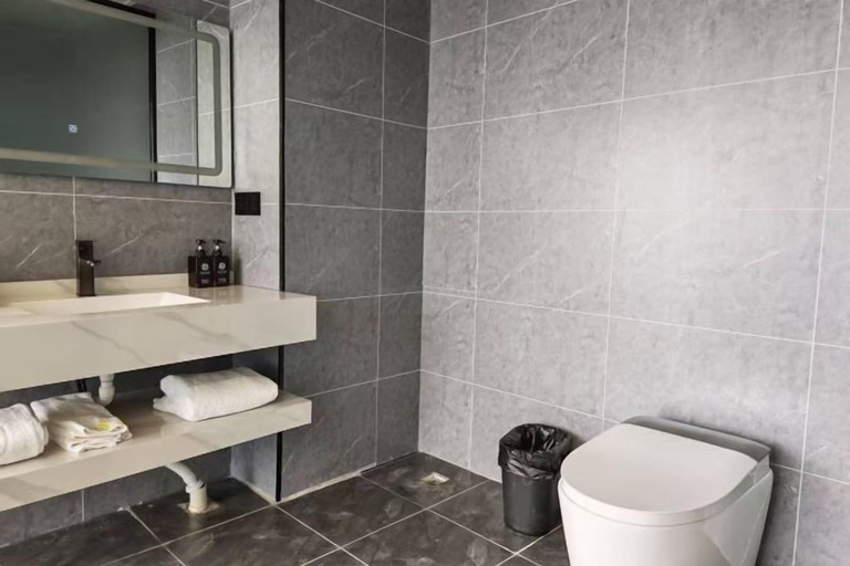 Bathroom 4, Style Hotel, Nyingtri