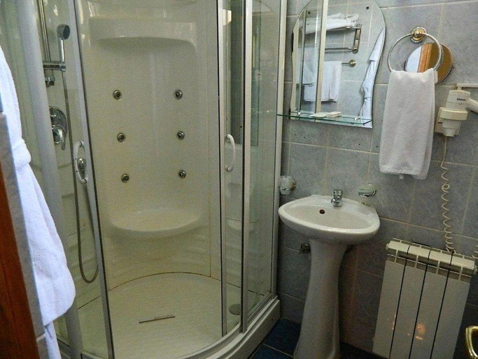 Bathroom 3, Dalin Hotel, Municipiul Bucuresti