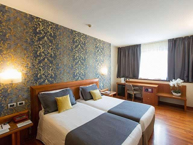 Bedroom 3, Hotel Palace Verona, Verona