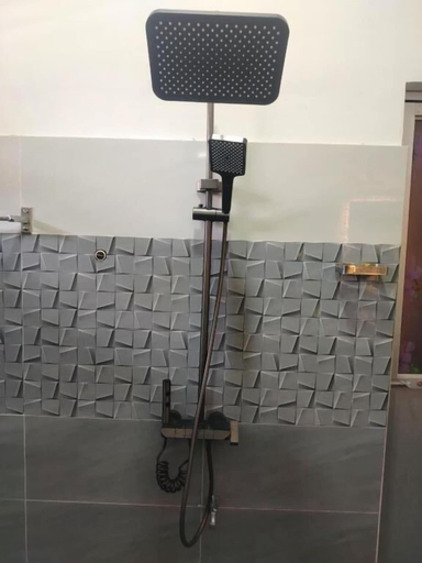 Bathroom 4, Harbour Bay Anex, Tangalle