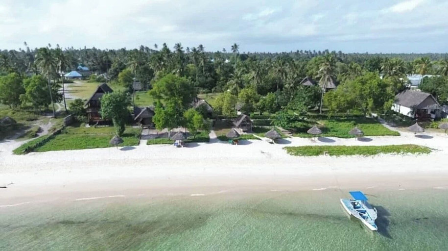 Exterior 4, MAISARA MAFIA BEACH LODGE, Mafia