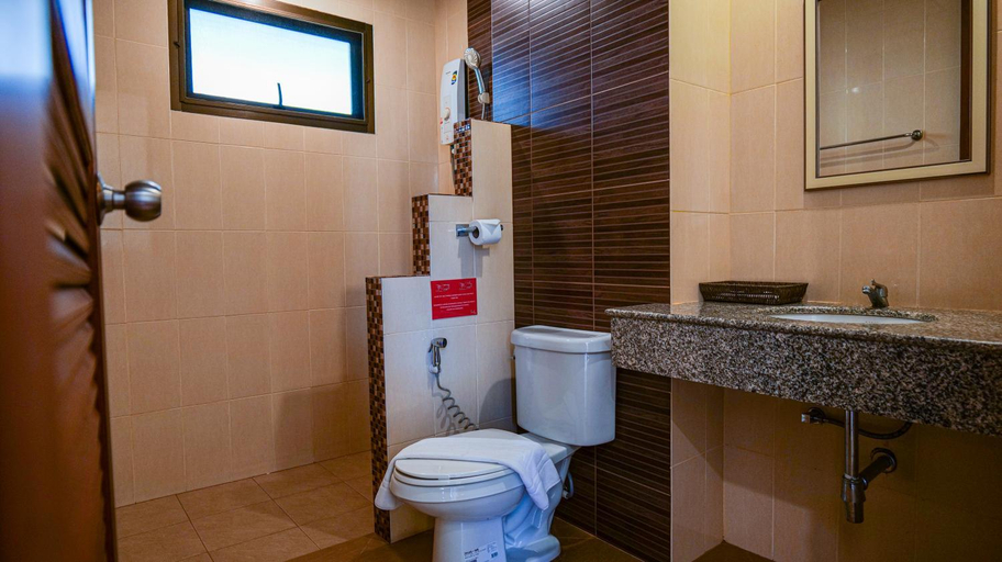 Bathroom 3, Kata Silver Sand, Phuket Island