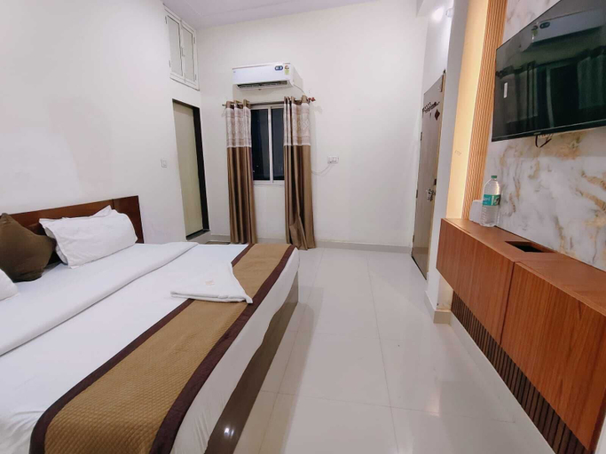 Room 2, Radhe Shyam Resort By HRG Vrindavan, Mathura