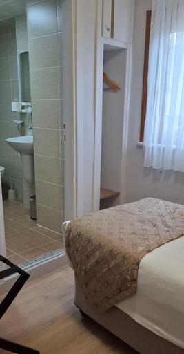 Bedroom 4, Hotel Sureyya, Fatih