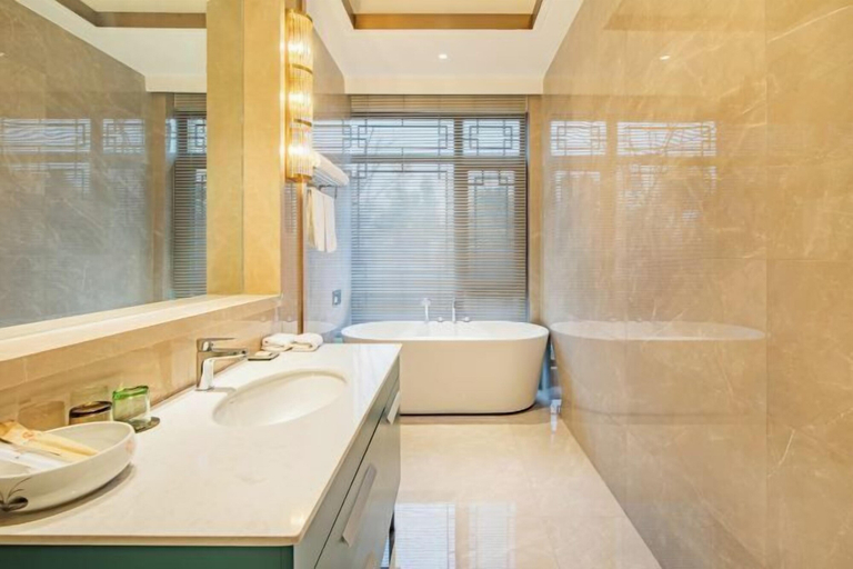 Bathroom 4, Heye Hotel, Huzhou