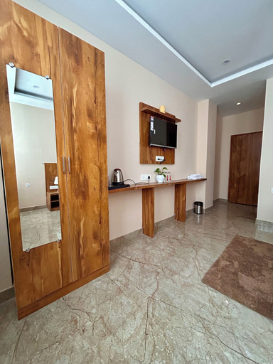 Others 4, Namaste Hostel Rishikesh, Tehri Garhwal
