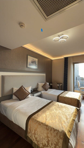 Room 2, Taksim Stare Hotel, Beyoğlu