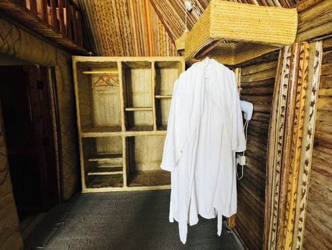 Room 2, MAISARA MAFIA BEACH LODGE, Mafia