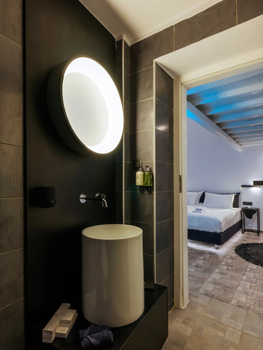 Bathroom 5, She Mykonos - The Residency, South Aegean