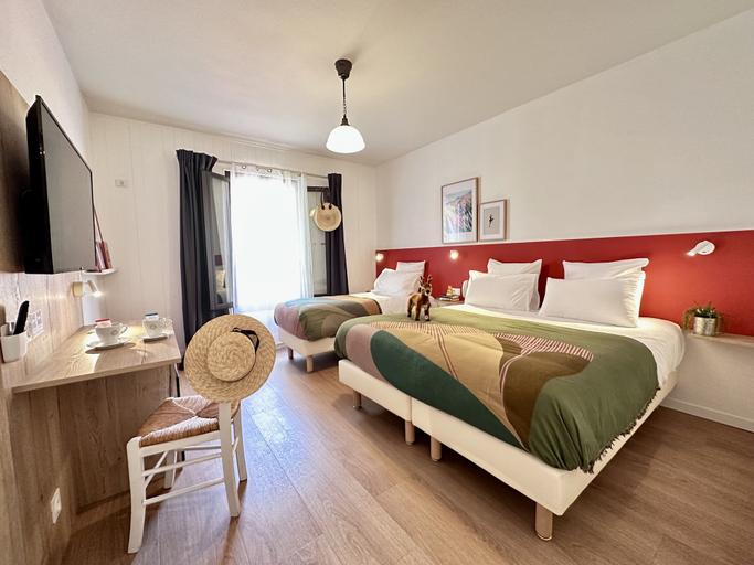 Bedroom 4, Hotel Le Provence - Restaurant Le Styx, Alpes-de-Haute-Provence