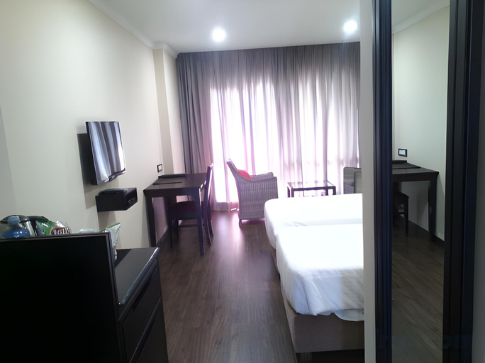 Bedroom 2, Atithi Hotel - Guwahati, Kamrup Metropolitan