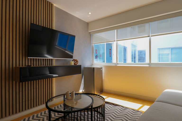 Room 5, w Deluxe 1BR Duplex in the Heart of Barranco, Lima