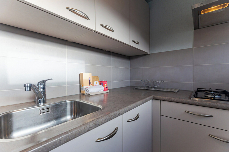 Private kitchen 5, Comfortable Family Home on the Beach, Schouwen-Duiveland