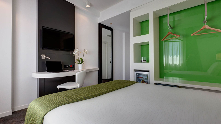 Bedroom 2, iH Hotels Roma Z3, Rome